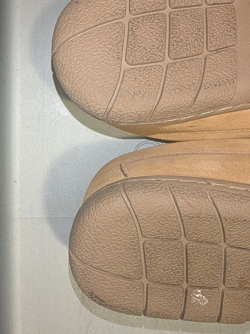 Lands' End Men's Tan Suede Faux Fur Moccasin Slippers Size US 13D UK 12 EU 47